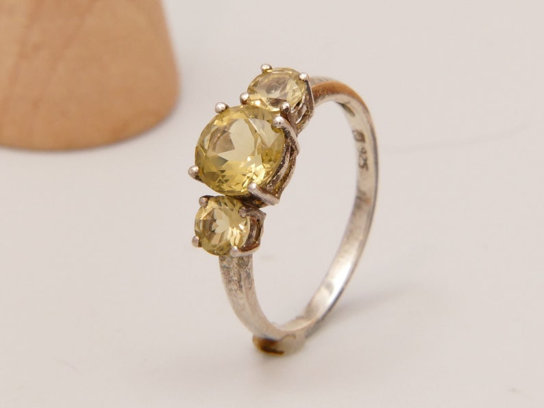 Vintage Peridot Trilogy Ring in Sterling Silver