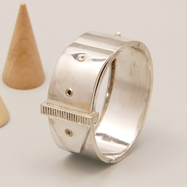 Victorian Wide Belt Buckle Hinged Bangle Solid Sterling Silver Lawrence Emanuel 1880 | Antique English Thick Chunky Bangle with Catch