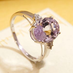 Vintage  Kunzite & Diamond Ring 9k White Gold