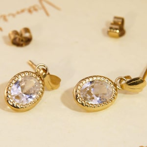 Sparkly Natural Zircon Solid Gold Dangle Drop Earrings | Oval Cut Diamond Alternative | 9ct 9K Gold | Vintage 1980s