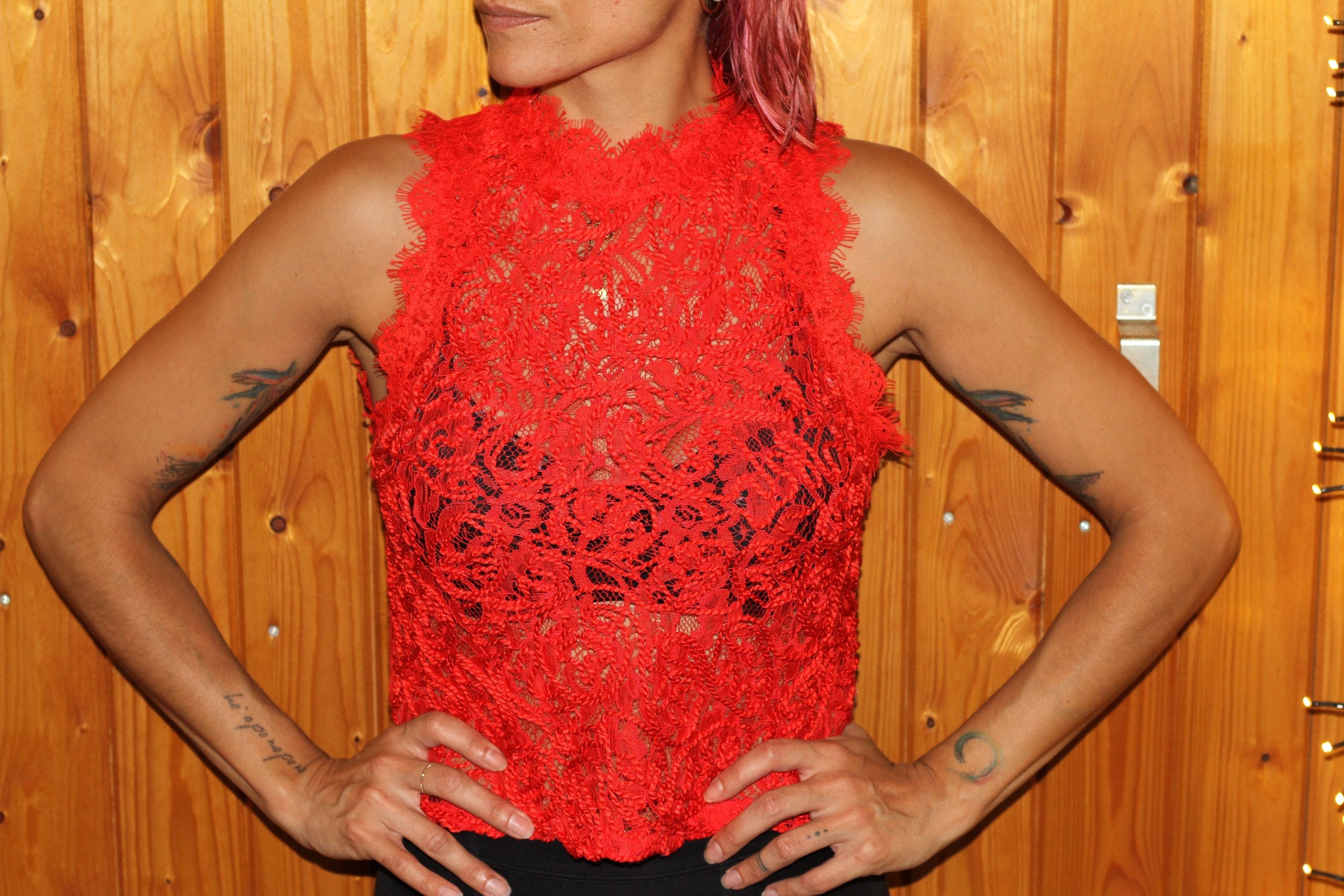 Red Lace Crop Top/ Sleeveless Top / Fashion Top / Top for Women