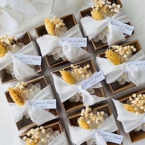 Wedding Flower Candle Favors, Personalized Candle Box, Engagement Party Favor for Guests, Bridal Shower Party Favors, Elegant Favors Gifts
