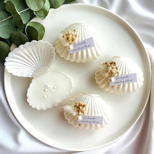 Oyster Shell Candle Favors For Wedding, Engagement Candle Mementos For Guest in Bulk, Personalized Bridal Shower, Elegant Baptism Gift