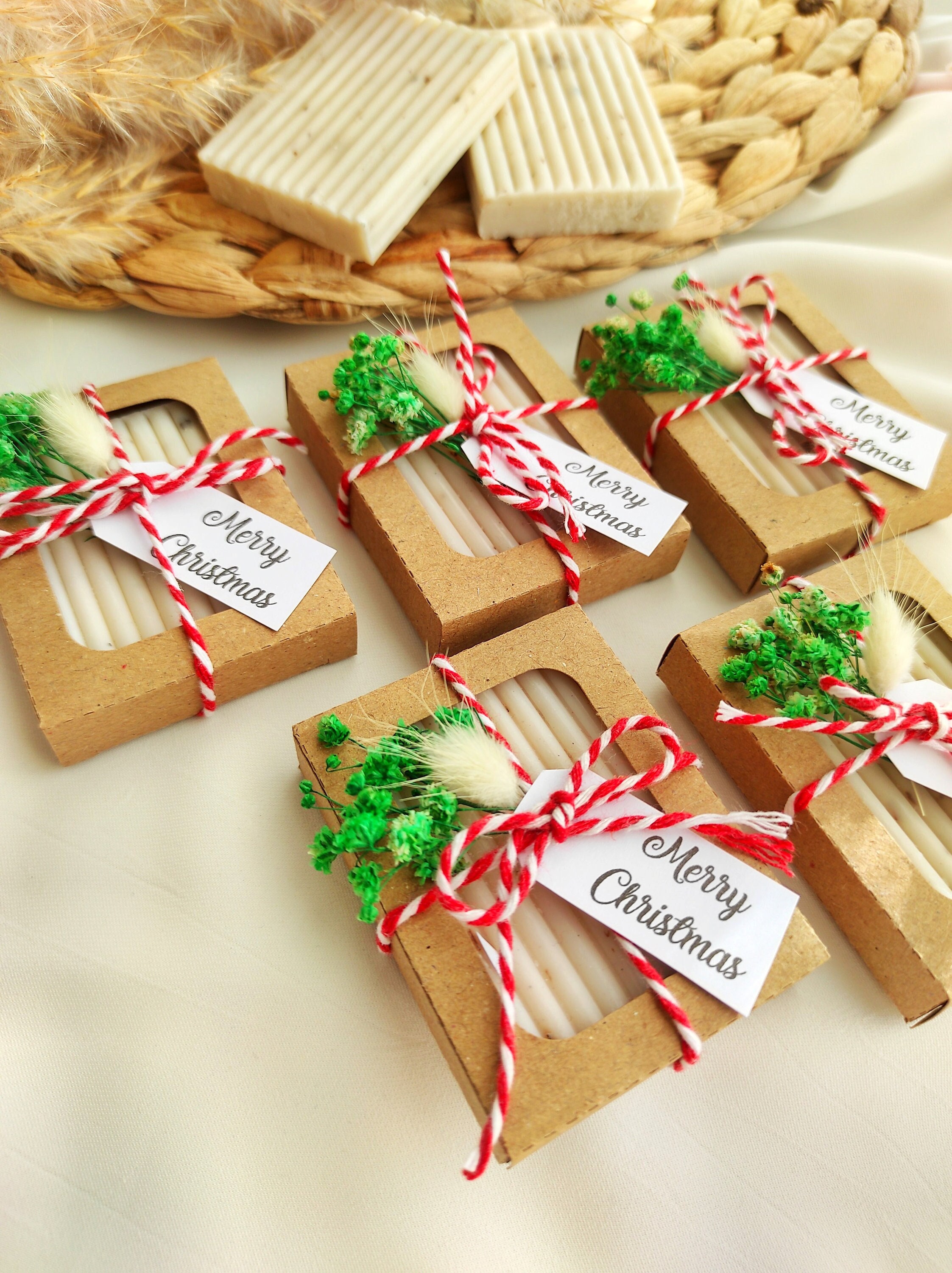 Party favors for adults, Christmas party favors, Diy christmas party