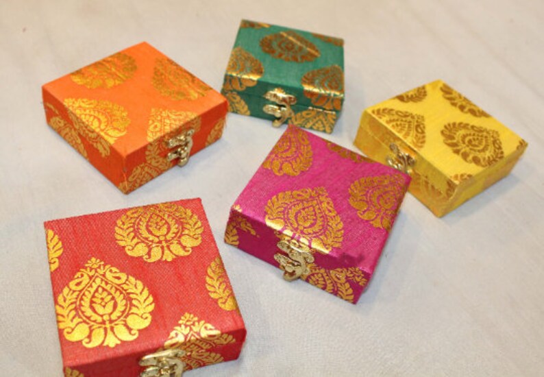 Lot of 5 to 100 Pcs Indian Sweet Boxes, Indian Wedding Gift, Bridesmaid