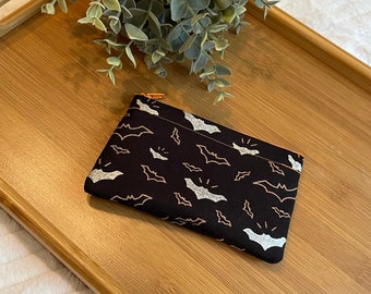 Black Bats Halloween Zipper Pouch, Coin Purse, Small Zipper Pouch, AirPods/Earbud Holder, Small Gifts