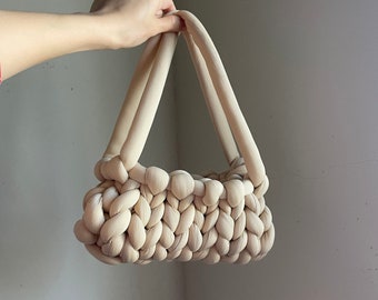 Handmade Chunky Yarn Crochet Knit Bag (Beige)