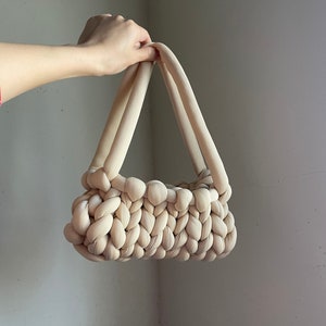 Free Market Tote Bag Pattern  Finger Crochet Video Tutorial
