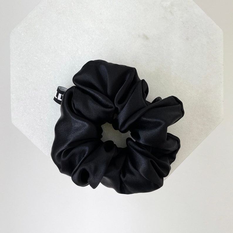 Black classy silk scrunchies, 100% silk scrunchies solid, pure silk image 1