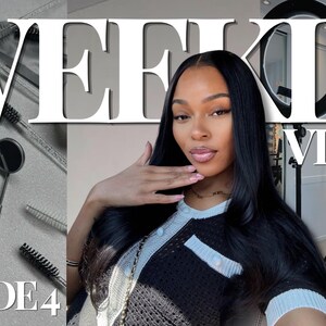 Op de afbeelding: Een vrouw met lang zwart haar poseert voor een make-upstudio. De afbeelding bevat de tekst "WEEKLY VLOG" en "EPISODE 4". Make-up tools zijn zichtbaar op de achtergrond, wat wijst op een beauty- of lifestyle-thema.