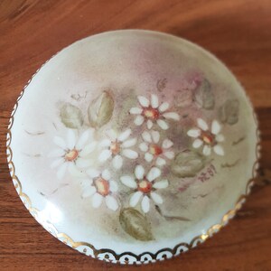 Boîte à bijoux en porcelaine blanche de Limoges France, peint à la main