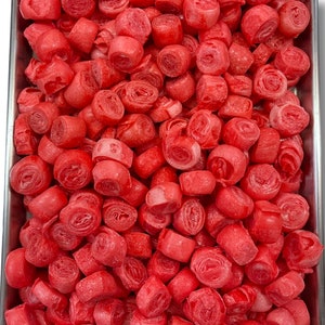 Freeze Dried Fruit Crunch Roll Bites - Strawberry and Tropical - Trending Homemade Crunchy Candy