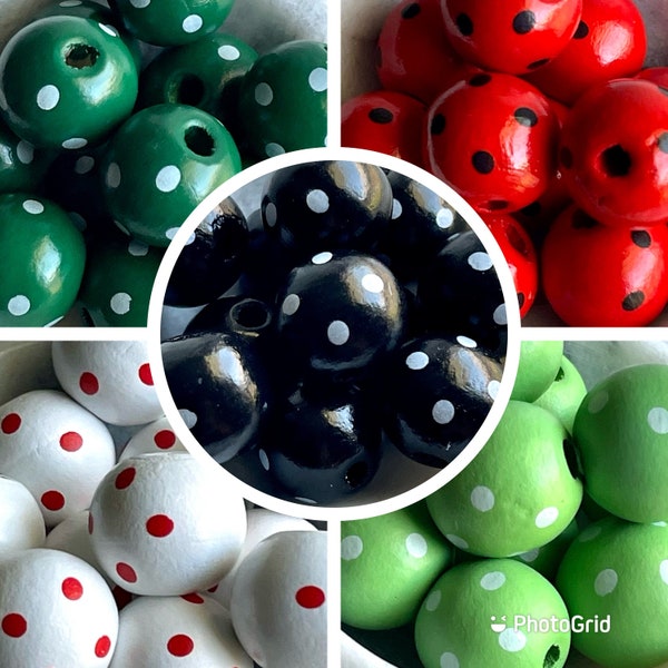 16 x 14.5mm Polka Dot Red Green White Black Christmas Bead Garland /Farmhouse Beads / Boho Beads /Painted Wood Holiday Bead / Macramé Bead