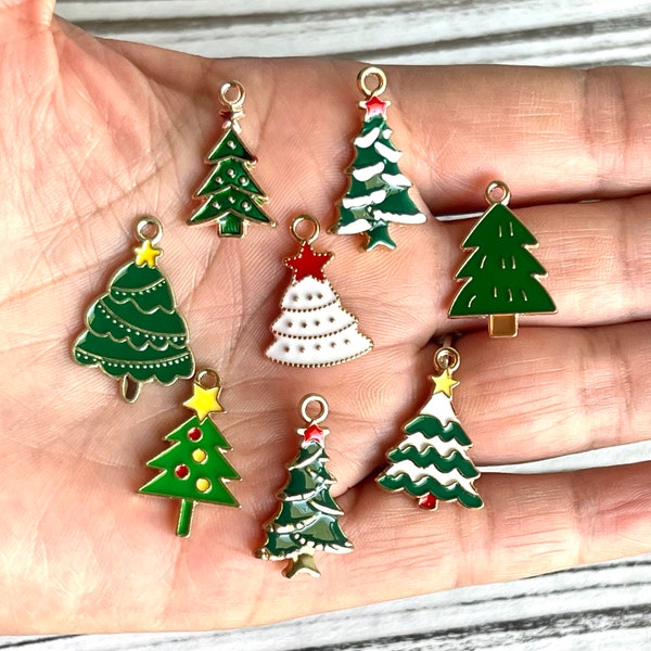 5 Christmas Decorated Snowy White Tree Charm/ Winter Charm/ Enamel Christmas Charm/ Christmas Pendant/ Zinc Metal Alloy