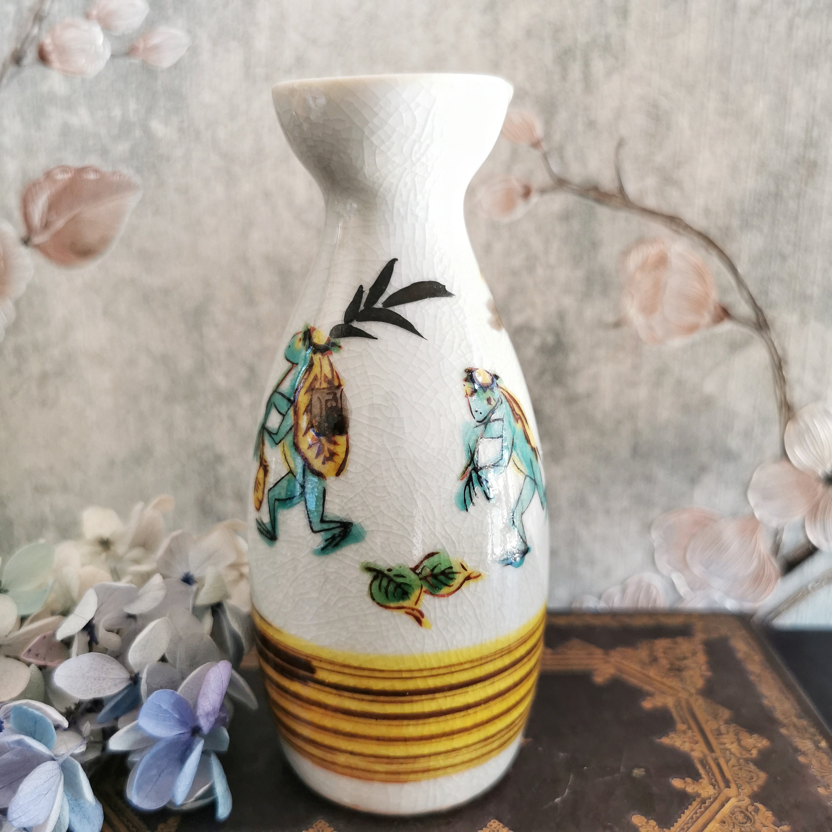 Kutani Ware Hideyama Tokkuri Sake Bottle Kappa Showa Retro