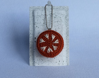 Фигурный брелок (по мотивам Roblox Doors)