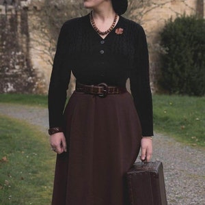 1940s Style A-Line Below Knee Crepe Skirt in Brown