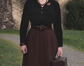 1940s Style A-Line Below Knee Crepe Skirt in Brown