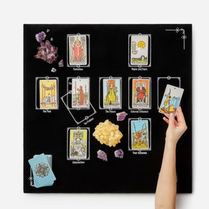 Tarot Spread Cloth with Celtic Cross | Tarot Reading Cloth | Learn Tarot Altar Cloth | Tarot Cloth for Beginners