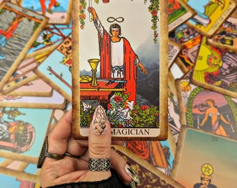 Large Rider Waite Tarot Deck – Vintage Design, Linen Finish