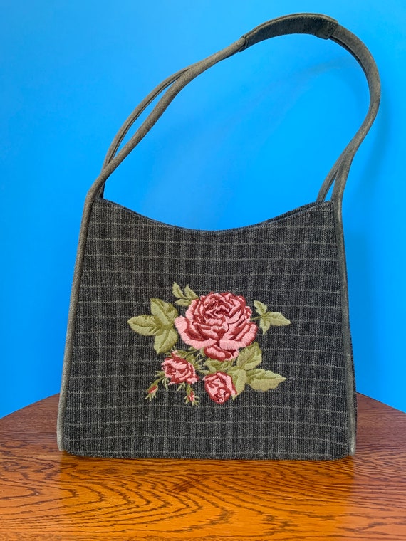 Gray tweed floral embroidered purse
