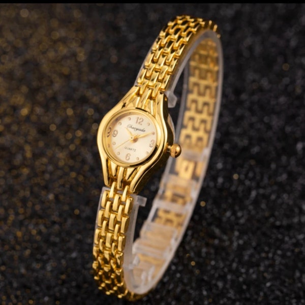 Vintage Look Small Gold Wrist Watch