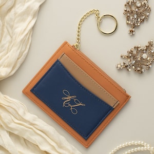 Cartera con monograma para mujer, monedero de piel vegana personalizado, llavero dorado, cartera personalizada con iniciales, cartera llavero para mujer, tarjetero