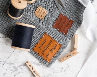 Personalisierter Kunstleder Patch: 1,5 ""Individuelles Kleidungsetikett, Nähanhänger."