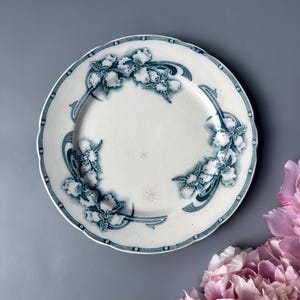 Antique 1920s Swedish Göteborg porcelain plate / ORCHIDEE pattern 1911-1926 / blue & white floral display decor / orchid flower motif
