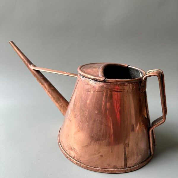 Vintage and rustic copper watering can with handle / handmade / vintage garden display decor / water jug / antique copperware / retro