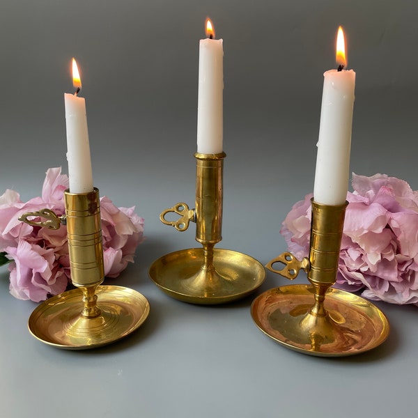 Set di 3 portacandele vintage in ottone massiccio / design diverso / decorazioni per esposizione / bloccaggio in altezza regolabile / decorazioni per candele / scandinavo