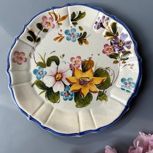Vintage 1960s Italian BASSANO ceramic plate / hand painted colorful floral pattern / home decor wall display / earthy tones / rustic