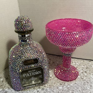 Big Bedazzled P A T R O N Tequila Anejo Bottle Decanter 750ml Bling AB Crystal Rhinestones Bar Decanter Birthday Margaritas aurora borealis