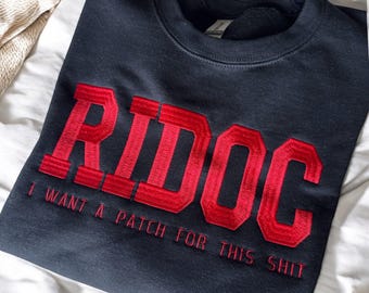 EMBROIDERED Ridoc Patch Sweatshirt bookish merch booktok gift for her him romantasy sweatshirt dragon rider fictional men fantasy reader