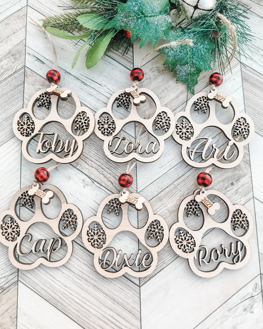 Personalized Paw Print Dog or Cat Ornament Laser Cut and Engraved - Etsy