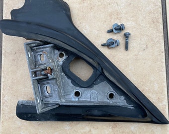 Saab 9 3 Convertible Passenger Door Mirror Bracket 12830636