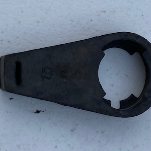 Saab 9 5 Evap Purge Valve Solenoid Mount Bracket 5325923