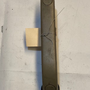 Saab 9000 Tylny prawy panel drzwiowy Uchwyt RH 4263927