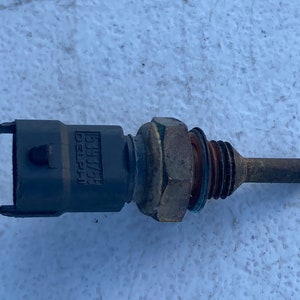Capteur de température du liquide de refroidissement du moteur Saab 15393755