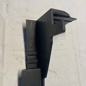 Saab 9 3 OG AC Condenser Cover RH 4868006