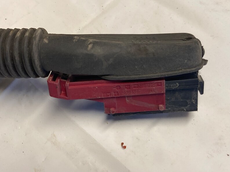 Saab 9 5 Door Electrical Connector AMP 965660-1 Part of 1276908 - Etsy