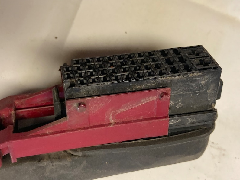 Saab 9 5 Door Electrical Connector AMP 965660-1 Part of 1276908 - Etsy
