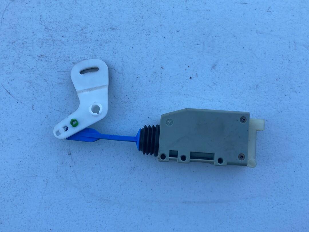 Saab 9-3 Rear Right Door Lock Actuator – 03-11, OEM 12803480, 4 Pin