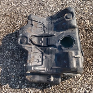 Saab 9 3 Fuel Tank 12804945 12787800 12787799