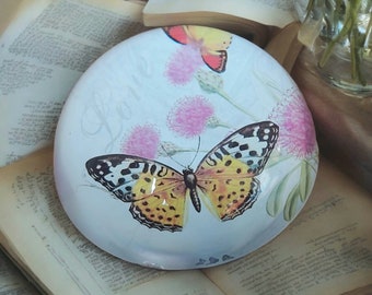 Vintage butterfly Paperweight, Butterfly Lover, Insect Paperweight, Dome Paperweight, Medium Dome,home decor collectable Paperweight,