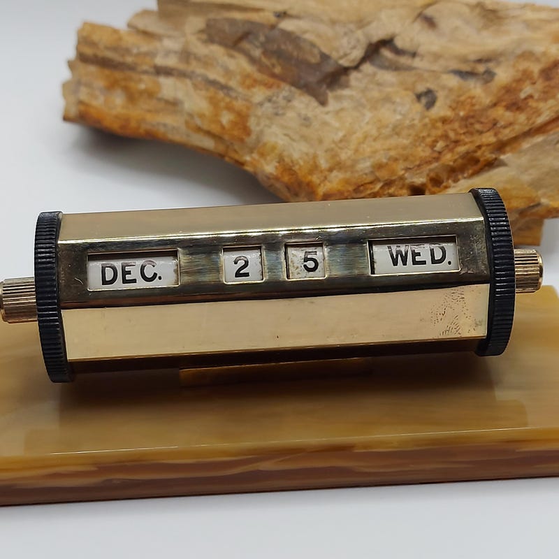 Vintage Desk Calendar - Etsy UK