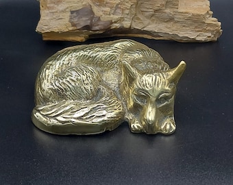 Vintage Brass Sleeping Fox Figurine: Mid-Century Library Decor