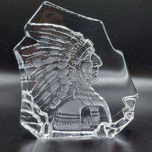 Vintage Crystal clear collectables apache Indian paperweight, western paperweight, office decor, crystal sculpture, Indian head,