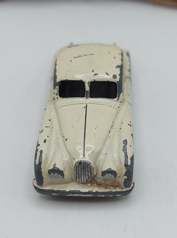 1950s Matchbox Lesney 32 Jaguar XK140 Motor Car Toy