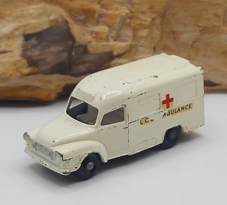 Vintage Lesney LOMAS AMBULANCE Diecast Toys, Made in England 1960s